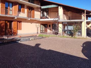 Villetta indipendente in vendita di 300 m² in Via San Giuseppe, 75