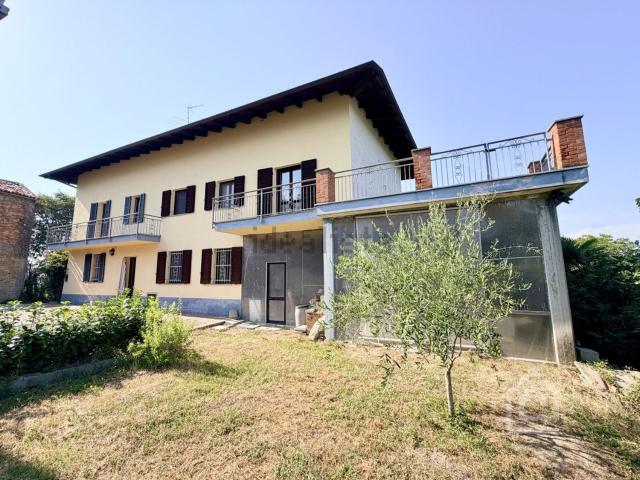 Villetta indipendente in vendita di 300 m² in Via San Luigi, 2
