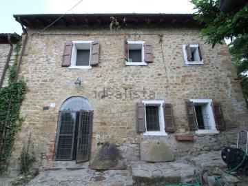 Villetta indipendente in vendita di 300 m² in Via Sant&apos Apollinare, 1415