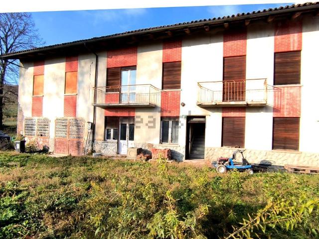 Villetta indipendente in vendita di 300 m² in Via Sciolze