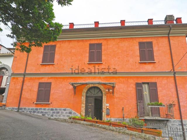 Villetta indipendente in vendita di 300 m² in Via Serracanda, 15