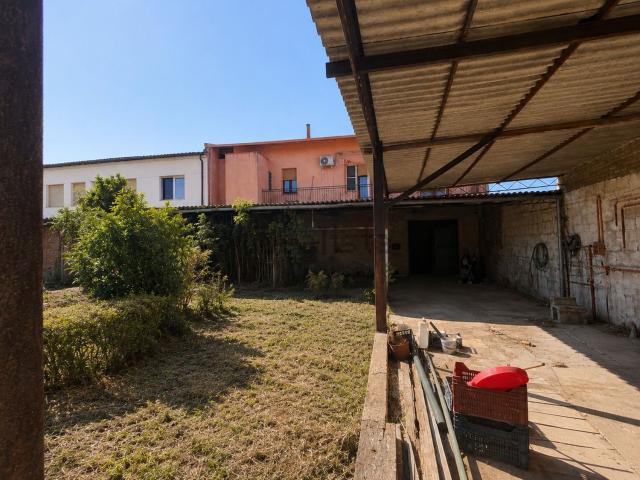 Villetta indipendente in vendita di 300 m² in Via Sicilia, 5