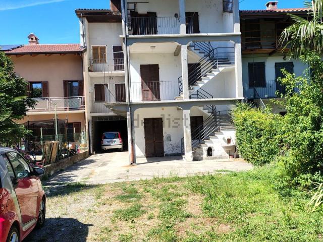 Villetta indipendente in vendita di 300 m² in Via Perra, 9