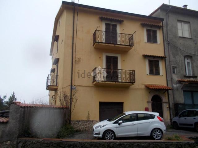 Villetta indipendente in vendita di 300 m² in Via Pianolungo, 44