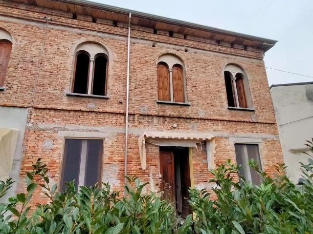 Villetta indipendente in vendita di 300 m² in Via Pieve, 162