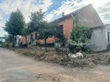 Villetta indipendente in vendita di 300 m² in Via Pineroli