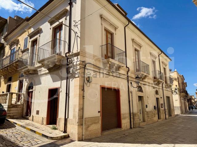 Villetta indipendente in vendita di 300 m² in Via Principe di Carignano, 90