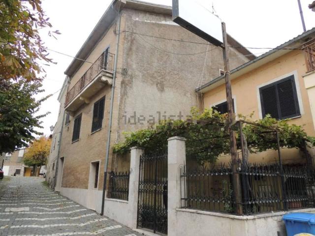 Villetta indipendente in vendita di 300 m² in Via Roma