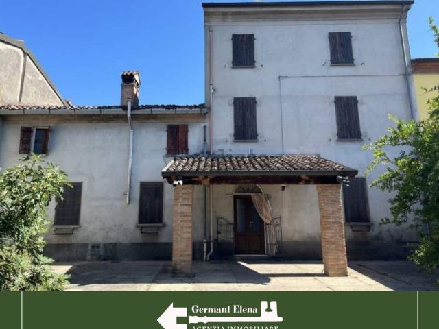 Villetta indipendente in vendita di 300 m² in Via Roma, 30