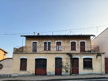 Villetta indipendente in vendita di 300 m² in Via Roma, 32