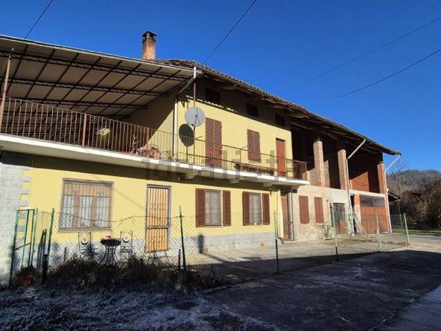 Villetta indipendente in vendita di 300 m² in Via Ritana