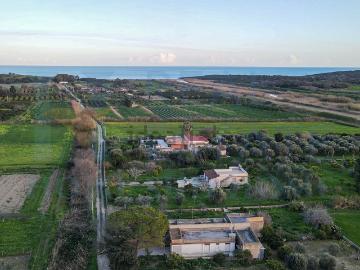 Villetta indipendente in vendita di 300 m² in Via Tommaso Fazello, 228