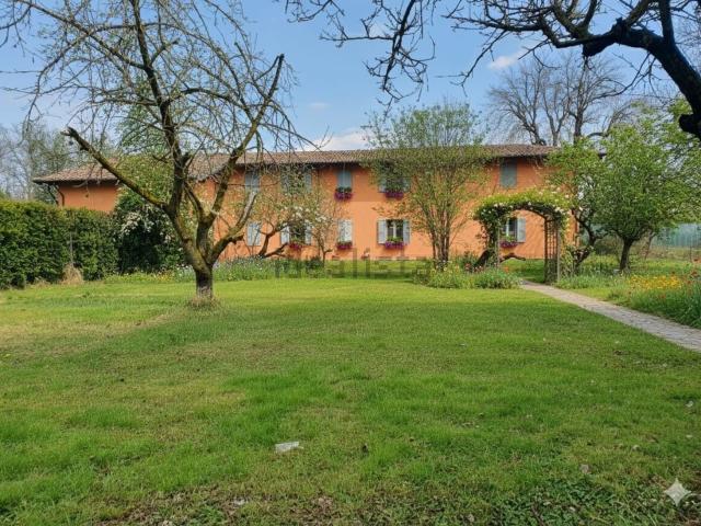 Villetta indipendente in vendita di 300 m² in Via Tegagna