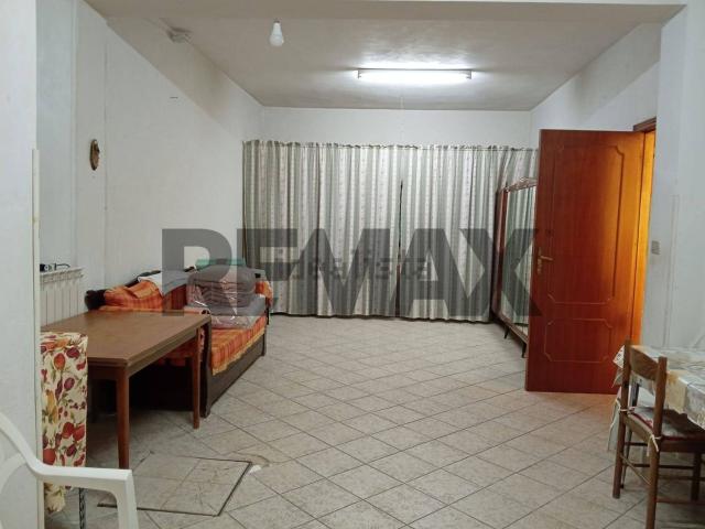 Villetta indipendente in vendita di 300 m² in Via Trieste, 8