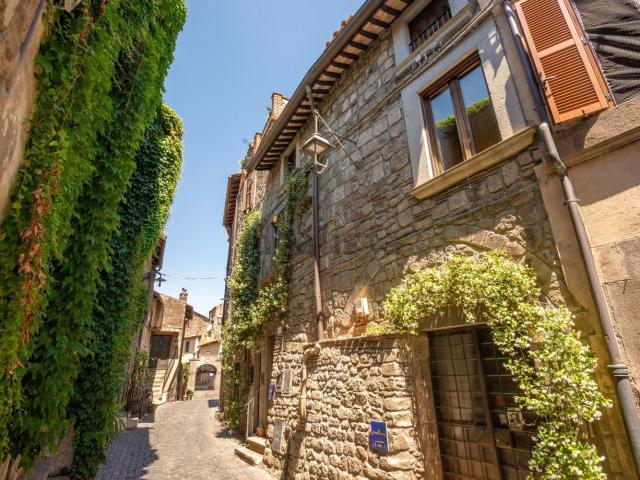 Villetta indipendente in vendita di 300 m² in Via Vallecupa, 49