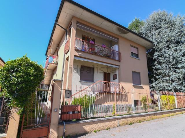 Villetta indipendente in vendita di 300 m² in Via Verona, 1