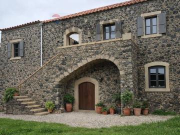 Villetta indipendente in vendita di 300 m² in Via Vidalba, 7