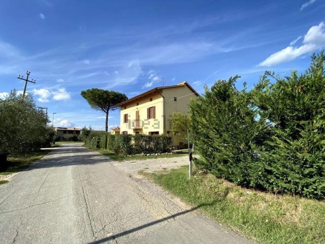 Villetta indipendente in vendita di 300 m² in Via XXV Aprile, 3
