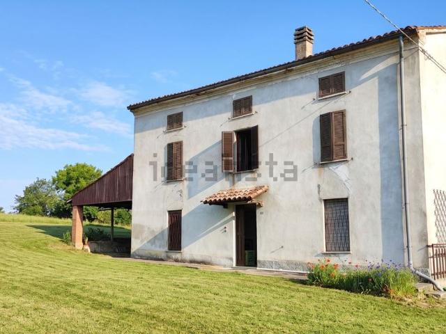 Villetta indipendente in vendita di 300 m² in Viale dei Mille, 2