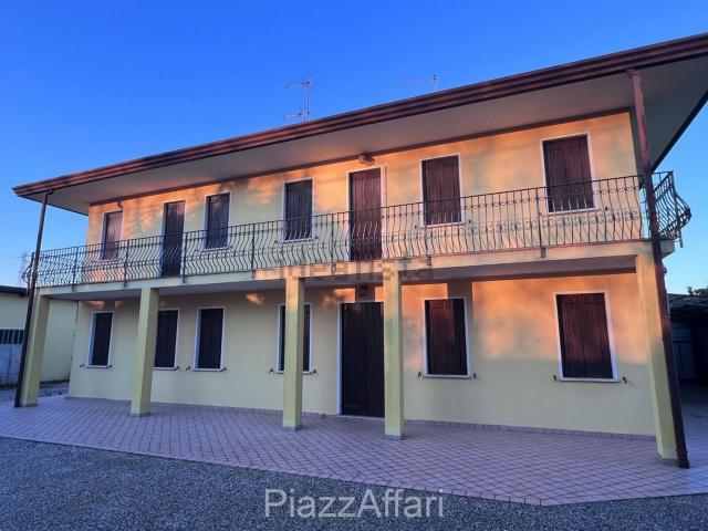Villetta indipendente in vendita di 300 m² in Vicolo del Voto
