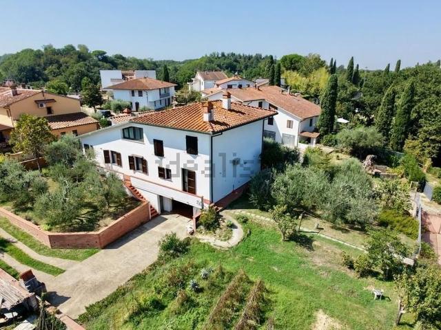 Villetta indipendente in vendita di 300 m² in Vicolo della Pineta, 14