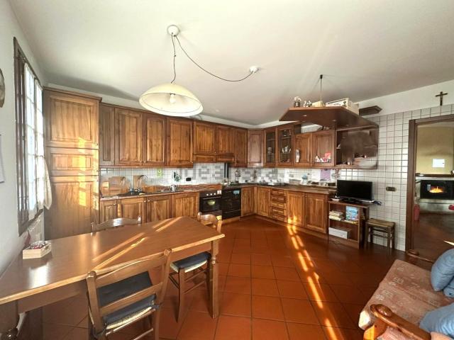 Villetta indipendente in vendita di 300 m² in Borgo Rustega