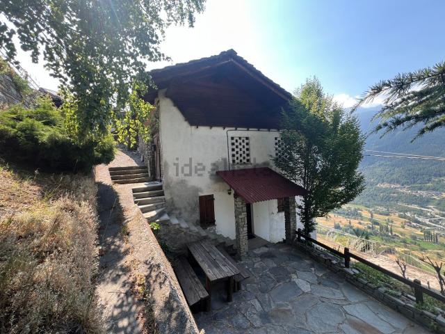 Villetta indipendente in vendita di 300 m² in Frazione Beauregard
