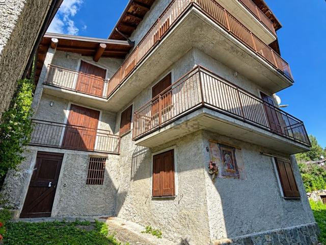 Villetta indipendente in vendita di 300 m² in Frazione Cevo
