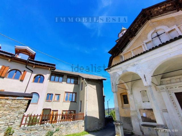 Villetta indipendente in vendita di 300 m² in Frazione Colma, 47