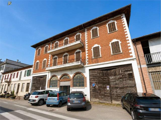 Villetta indipendente in vendita di 300 m² in Frazione Portacomaro Stazione