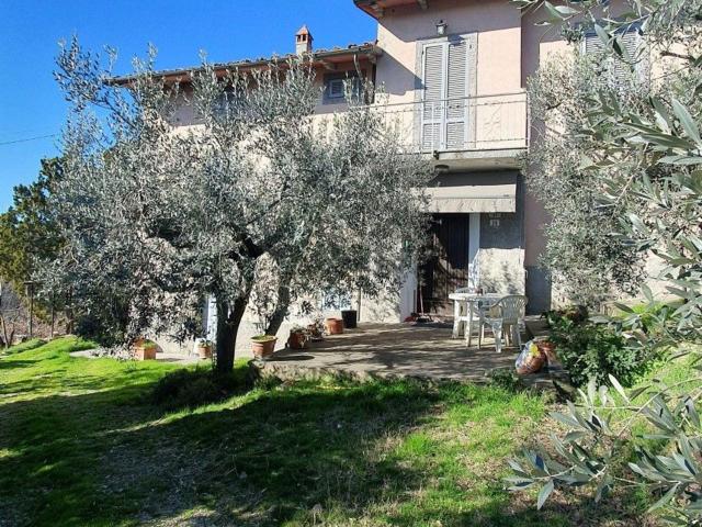 Villetta indipendente in vendita di 300 m² in Località Bibbiano