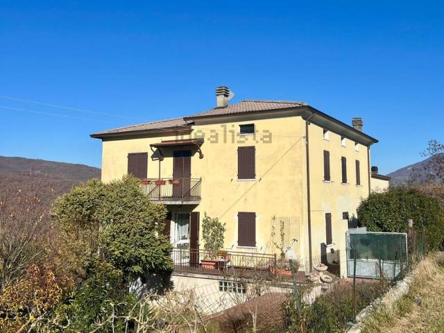 Villetta indipendente in vendita di 300 m² in Località geminiani