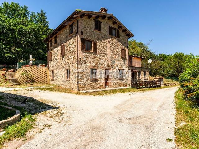 Villetta indipendente in vendita di 300 m² in Località Perito