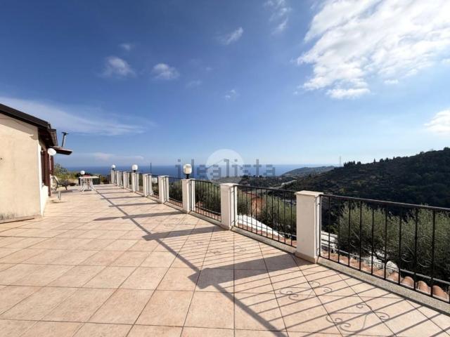 Villetta indipendente in vendita di 300 m² in Strada Gozo Superiore