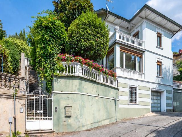Villetta indipendente in vendita di 300 m² in Strada Guido Volante, 57