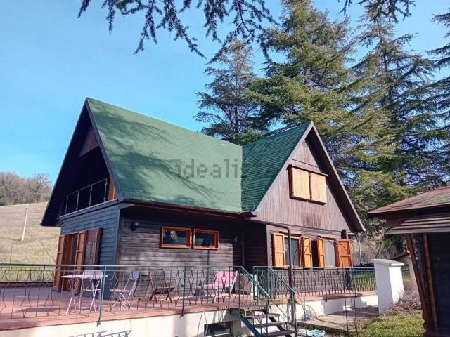 Villetta indipendente in vendita di 300 m² in Strada delle selve, 2