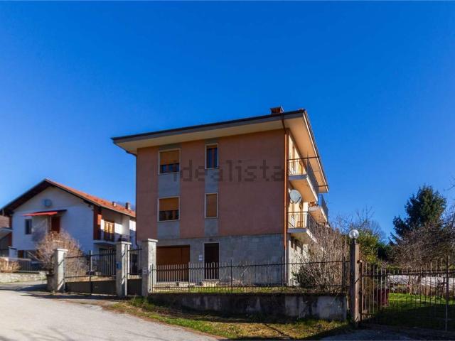Villetta indipendente in vendita di 300 m² in Strada Vecchia dei Roè, 2