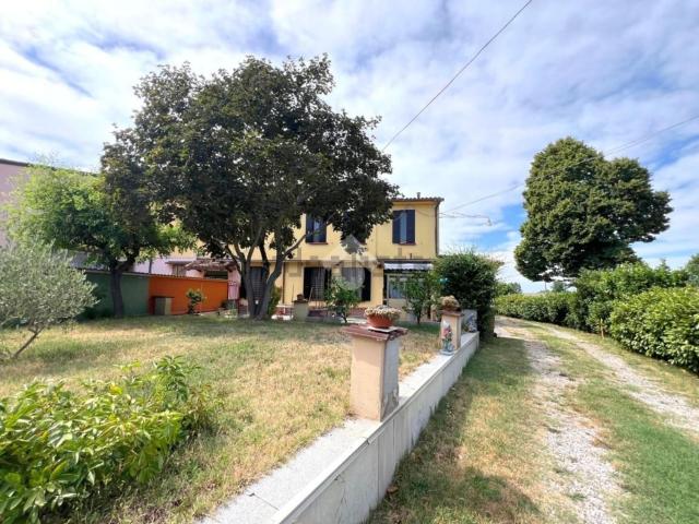 Villetta indipendente in vendita di 300 m² in Strada Virgilio Marone, 13