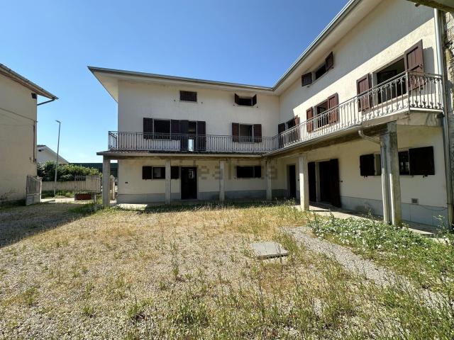 Villetta indipendente in vendita di 301 m² in Via San Teodato, 58