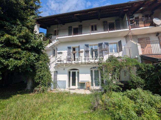 Villetta indipendente in vendita di 302 m² in Via delle Scuole, 189