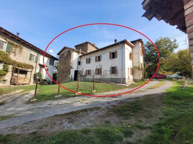 Villetta indipendente in vendita di 302 m² in Via Travaglioli, 8
