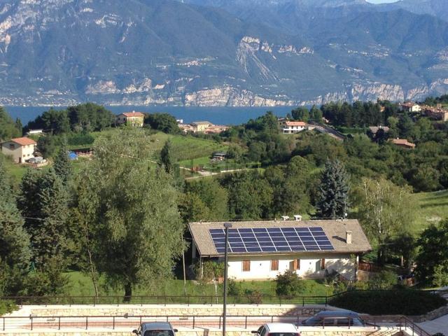 Villetta indipendente in vendita di 303 m² in Via Capra, 21