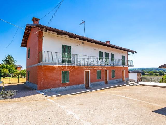 Villetta indipendente in vendita di 303 m² in Via Cuneo, 174