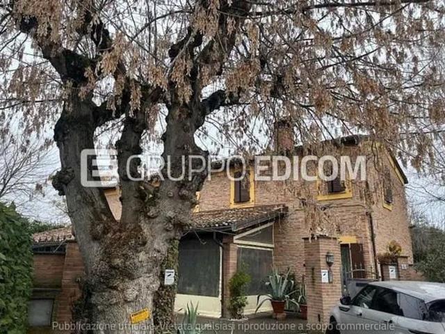 Villetta indipendente in vendita di 303 m² in Via Gaetana, 6