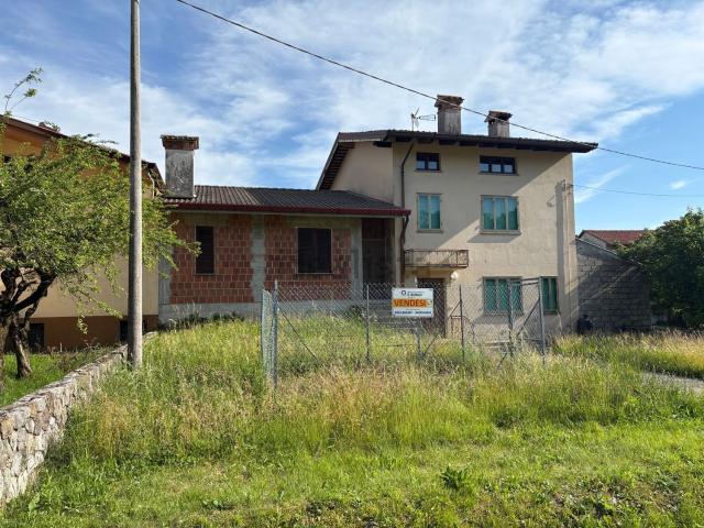 Villetta indipendente in vendita di 303 m² in Via Lope, 10
