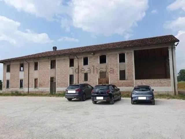 Villetta indipendente in vendita di 303 m² in Via Molinello, 21
