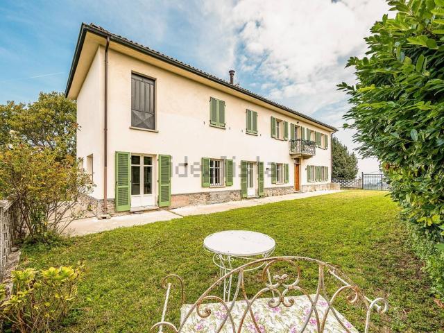 Villetta indipendente in vendita di 303 m² in Strada Brosia, 15