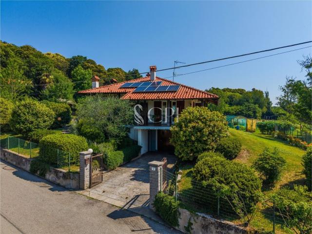 Villetta indipendente in vendita di 304 m² in Via Pianzaghi, 4