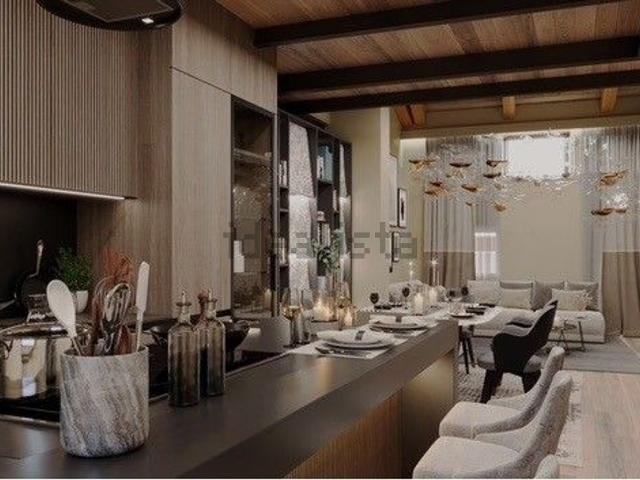 Villetta indipendente in vendita di 305 m² in Via del Castellino, 41