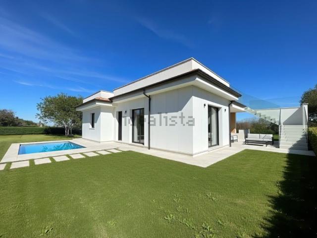 Villetta indipendente in vendita di 305 m² in Via Monte Taccone